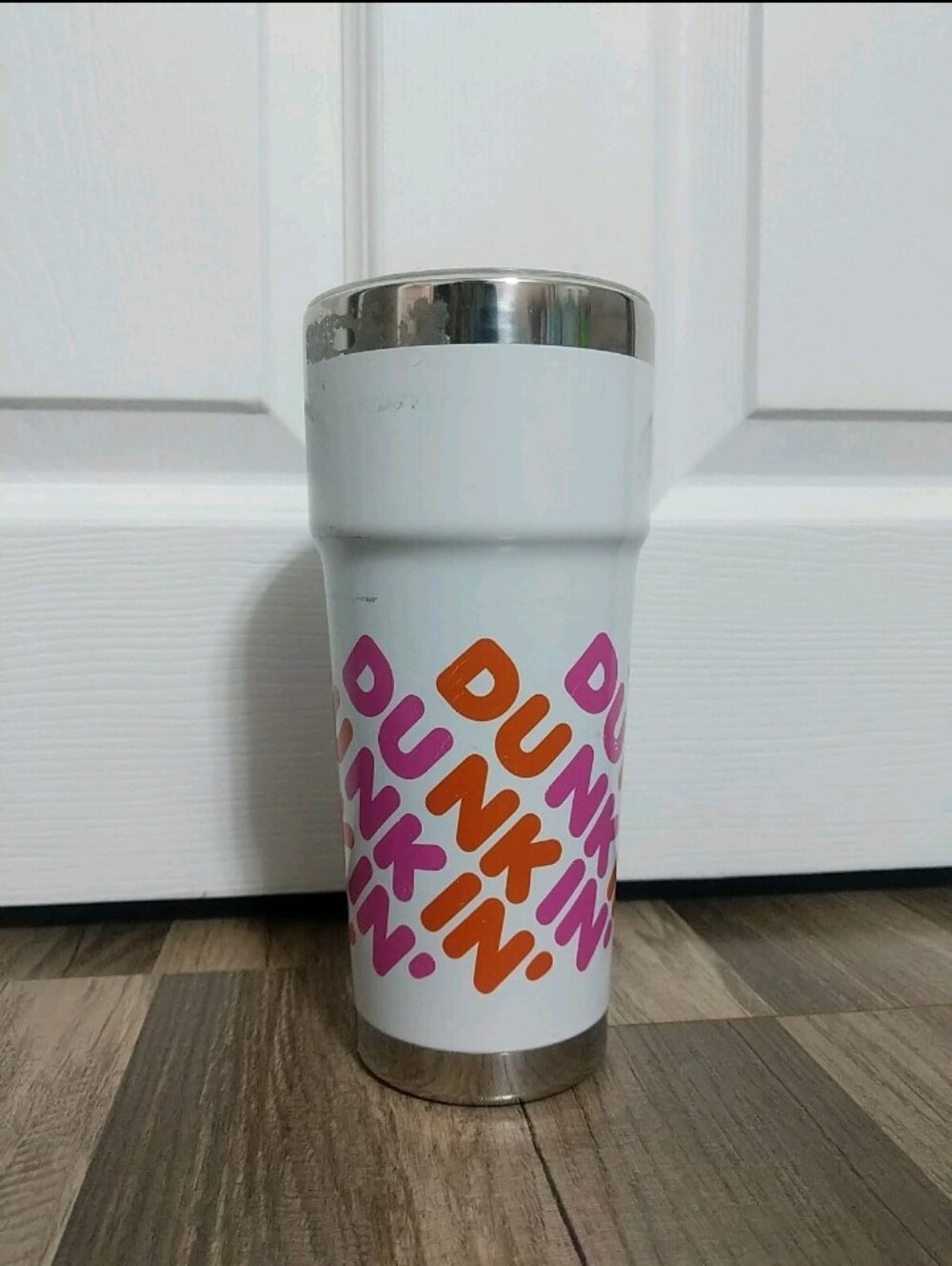 2019 Dunkin Donuts 24 oz White Stainless Steel Insulated Travel Tumbler Mug Wcup